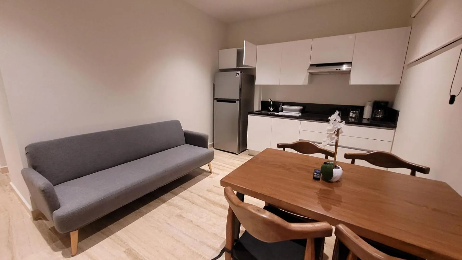 Luxury Apartment 1Br In Pdc, Steps From Beach